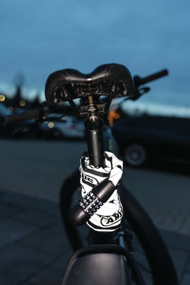 10050670-01